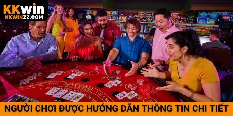 Người chơi được hướng dẫn thông tin chi tiết